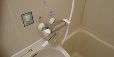 温度調整式の混合栓