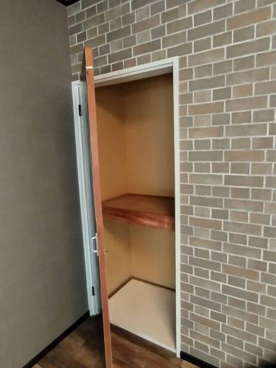 洋室物入②
