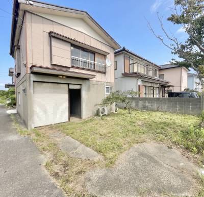 車庫付き＆広々庭付きの戸建てが初期費用０円で入居可能！