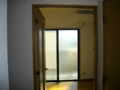 パステージ大正２０２号室　洋室廻り