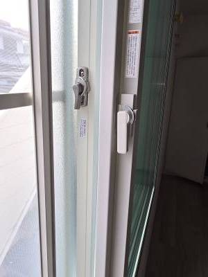 内窓二重に外窓合わせて３重窓で断熱・防音・防犯強化