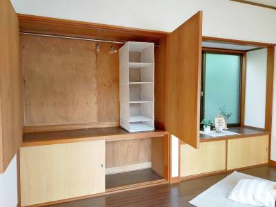 洋室1　収納たっぷり