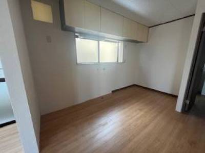 システムキッチンが入ります。