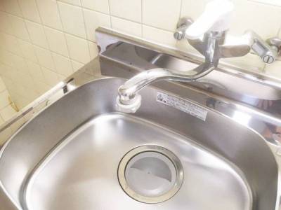 混合水栓でお湯と水の切り替えが簡単、便利です！