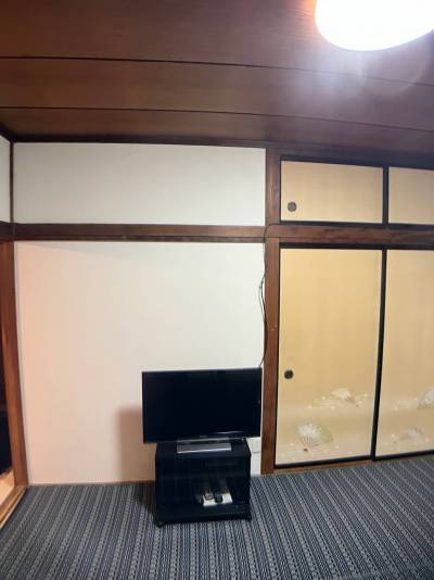 テレビ付きです。