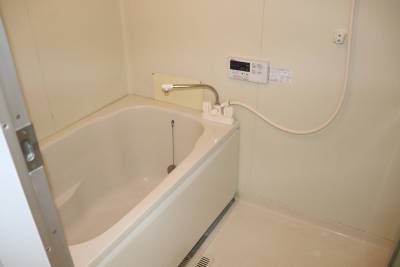 浴室は追い炊き機能付きです