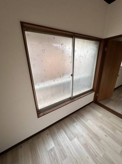 2階北向き洋室の入口です！