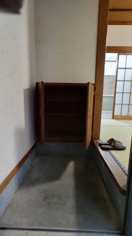 玄関
シューズボックス付き
意外と容量あります