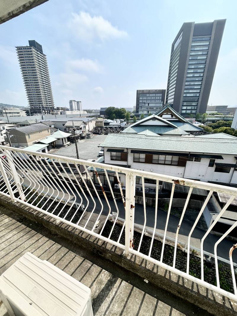 眺望バッチリ！駅が目の前です♪