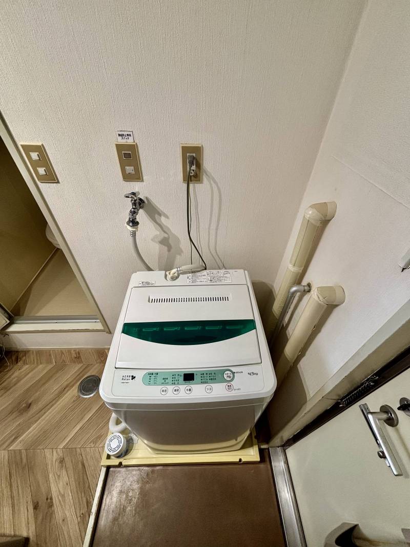 据え付けの洗濯機になります。