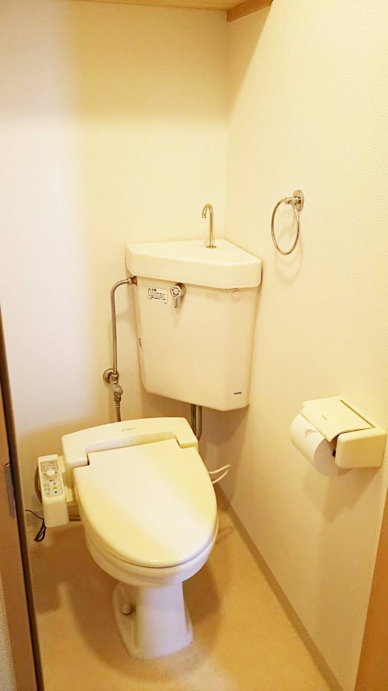 温熱便座・ウォシュレット付