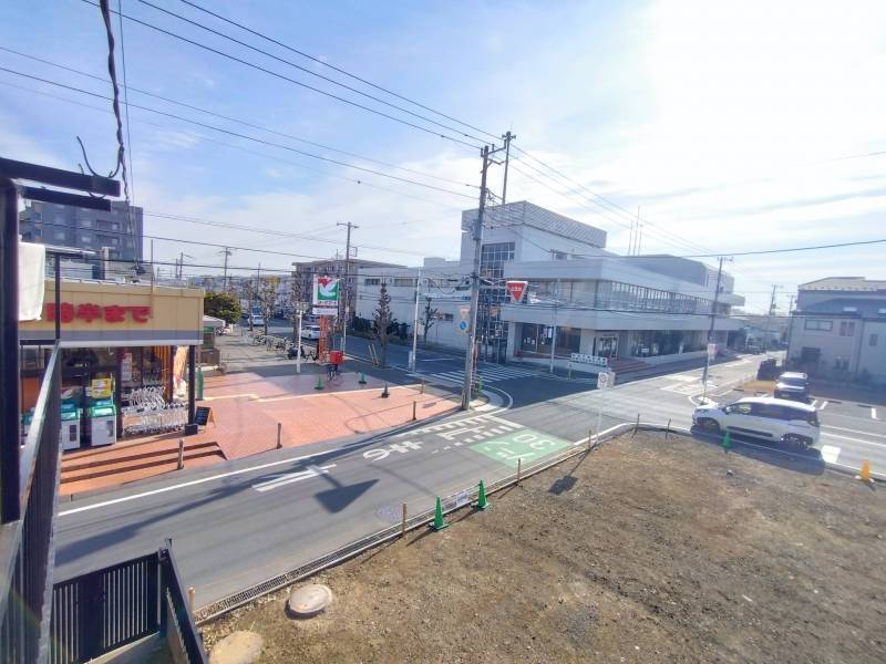 ベランダから見た景色です！開けていて日当たり抜群♪