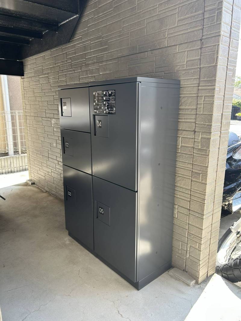 留守や手の離せない時に便利な宅配ボックス。