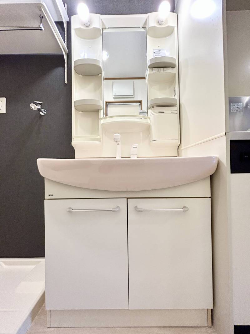 独立洗面台も広々して使いやすい♪