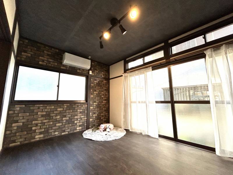 ブルックリンスタイルの居室スペースをご堪能下さい♪