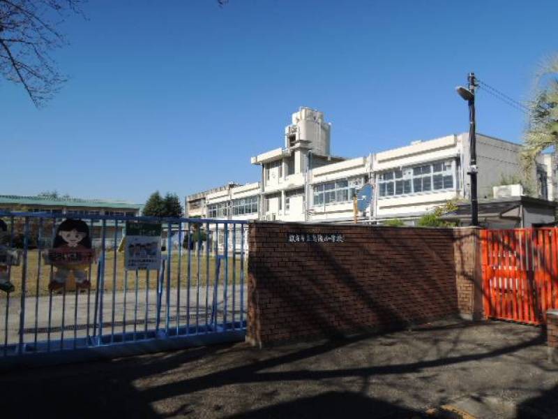 枚方市立高陵小学校まで徒歩9分