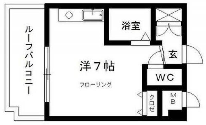 広いバルコニー、明るい部屋、洗濯パンにドラム式洗濯乾燥機