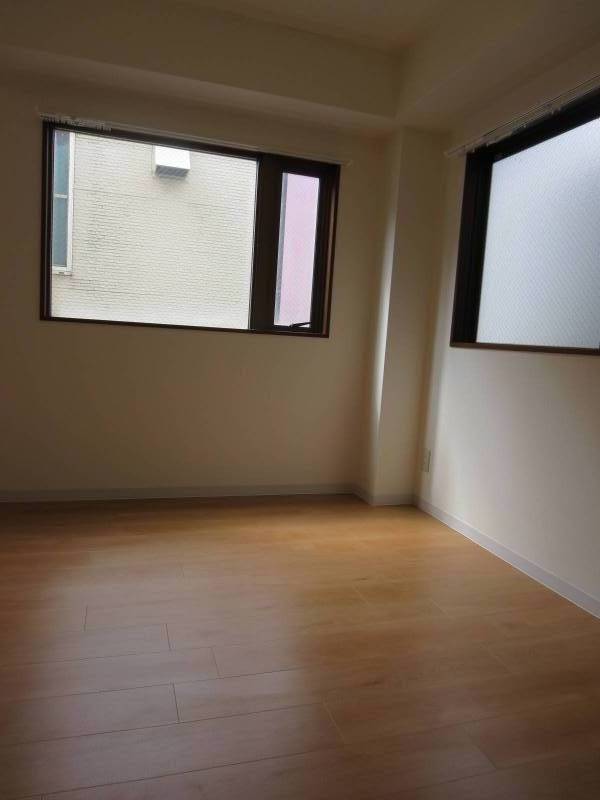 1ルーム　こちらも窓多いです