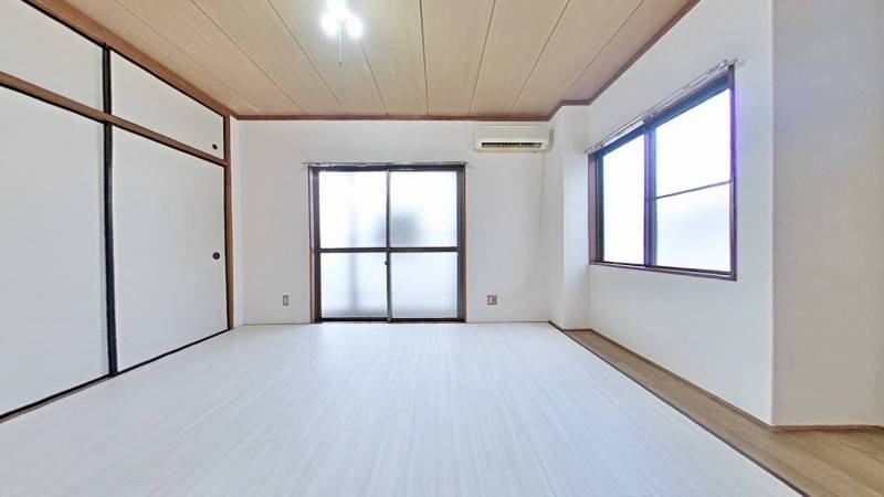 2020年4月和室&rarr;洋室リフォーム済！２面採光のお部屋！