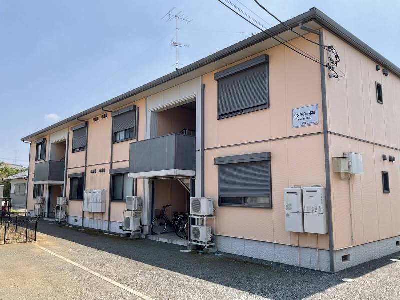 建物の北側。エントランス