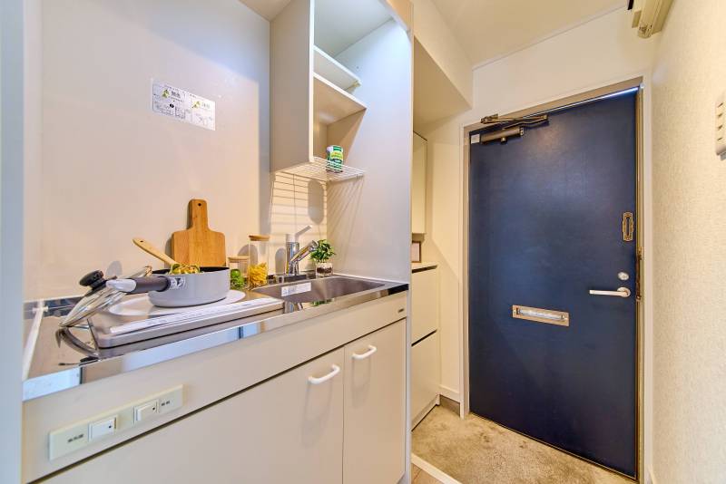 出窓をあなただけのディスプレイで飾ってみてはいかがでしょう♪