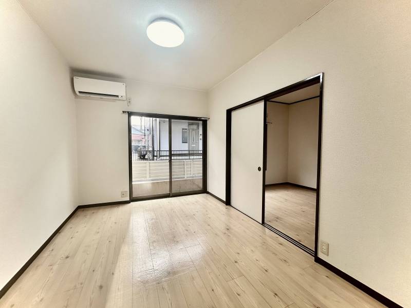 陽当たり抜群の洋室6帖