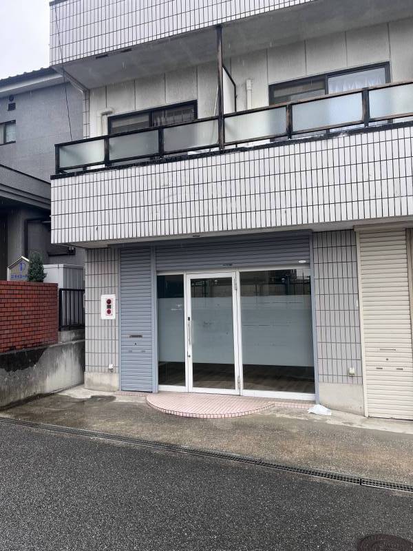 シャッターもあります