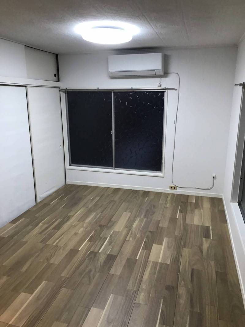 初期費用ゼロ！保証会社加入できない方も可！近隣に駐車場有り。