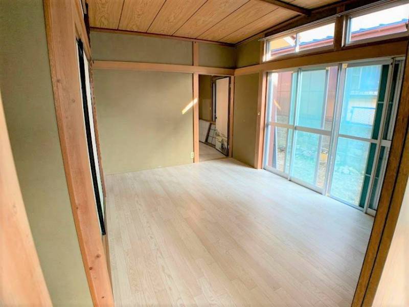 光がさしこみ、解放感があります。