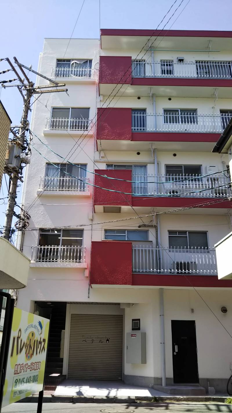 4階東南角部屋ベランダ有り
眺望、採光、風通し良好です