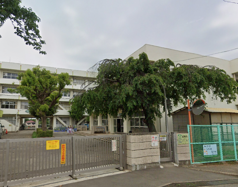 小学校まで、
650ｍ