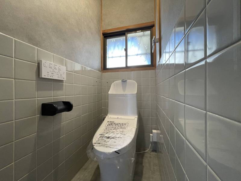 トイレも新品交換済み！レトロモダンで可愛い雰囲気に☆