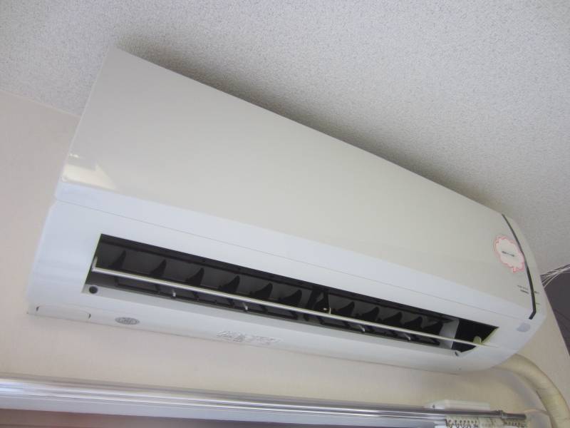 まだ新しい冷暖房エアコン！