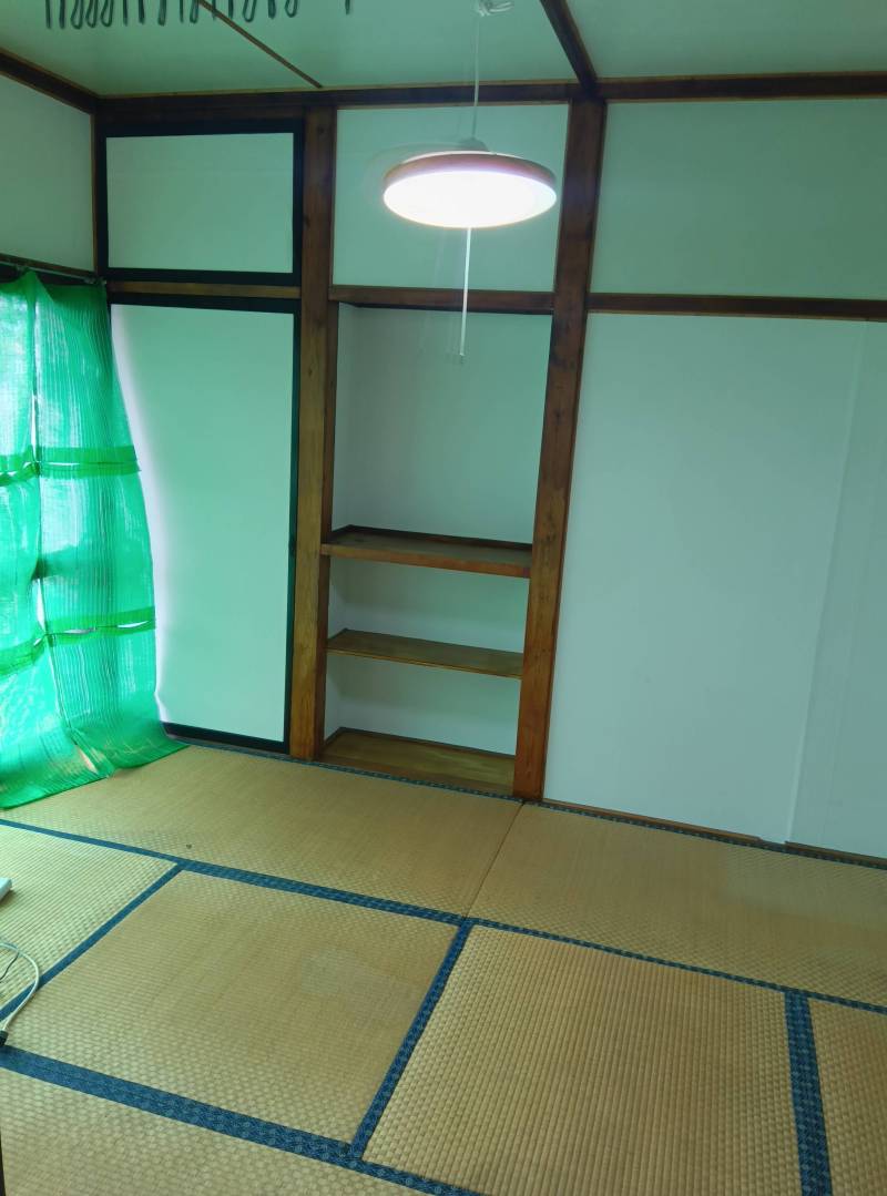中部屋　和室　6畳　南窓