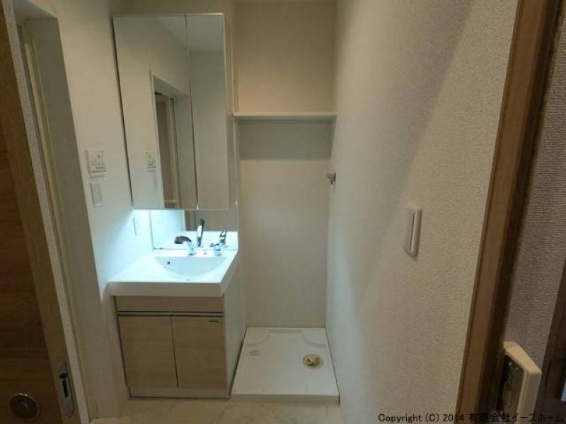 室内洗濯パンとシャンプードレッサーです