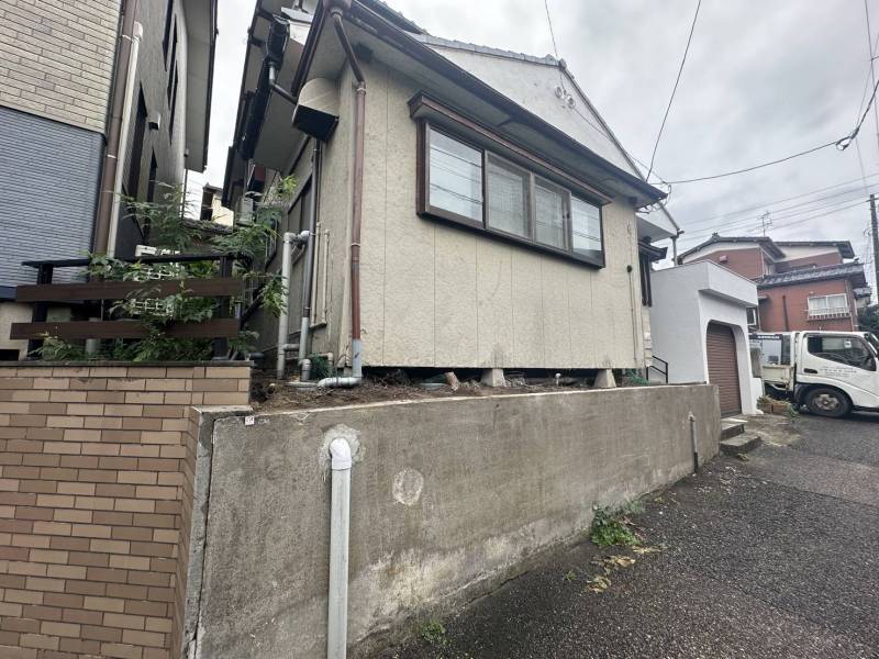 ブロック塀がなくなり明るくなりました