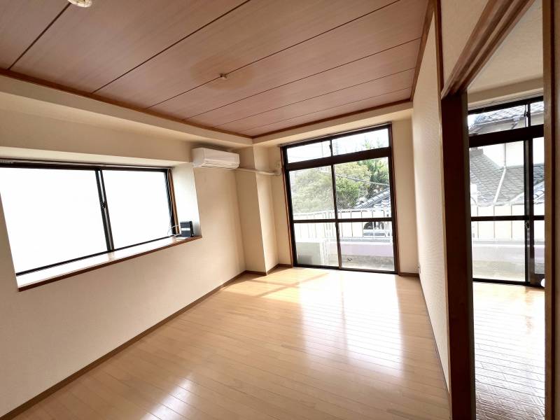 洋室。エアコン付いています。