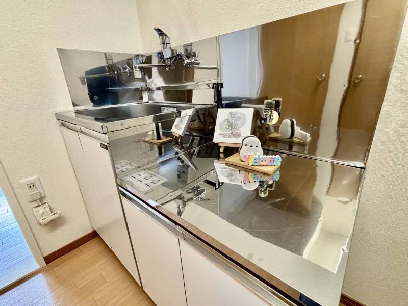 キッチンではひよこちゃんスポンジがお待ちしてます笑