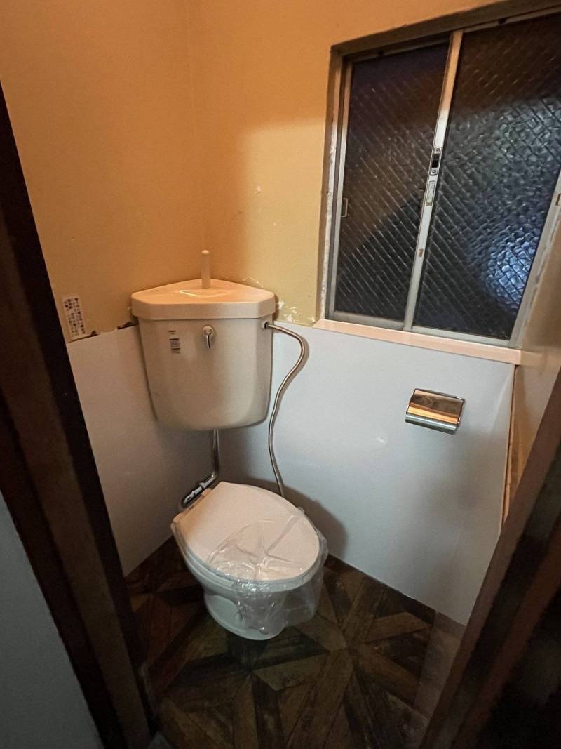 トイレも新品です