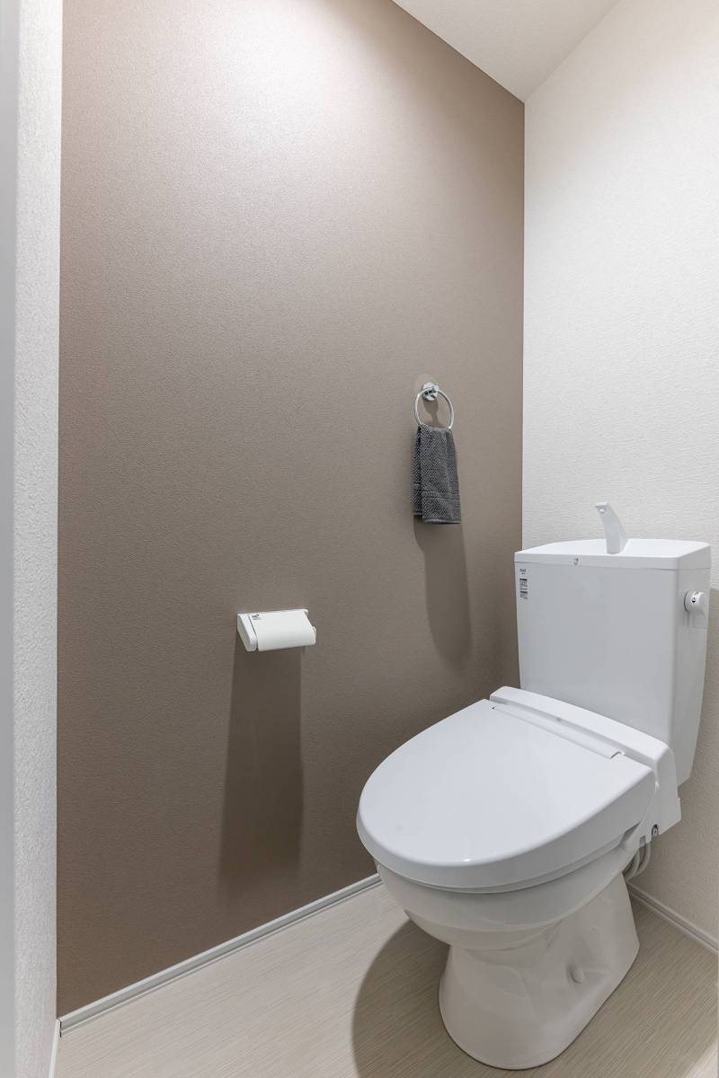 ウォシュレットもついてます♪アクセントクロスがおしゃれです