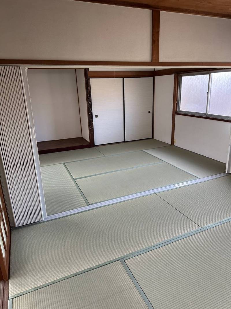 きれいな２間続きの和室！パーティーなどにも使えます！