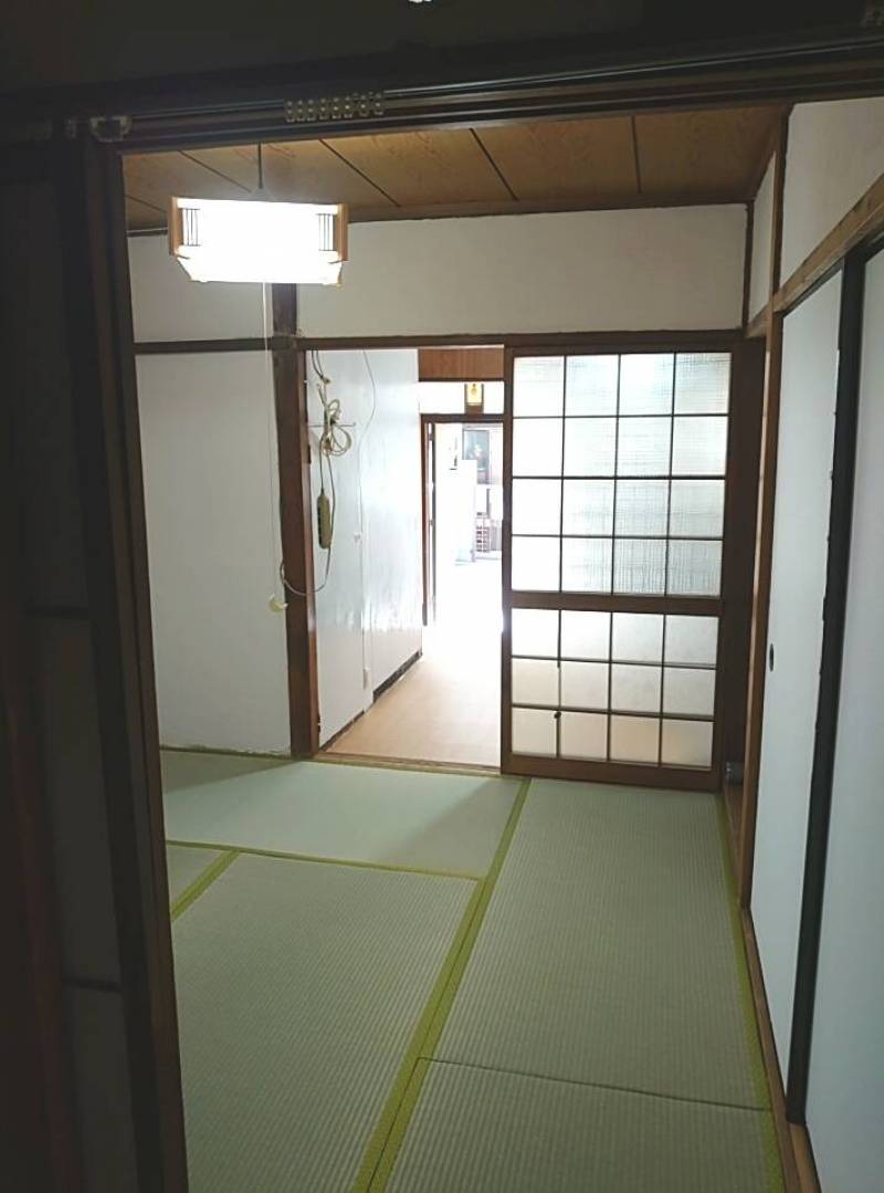 畳　1,2階　すべて表替えしました。壁塗装