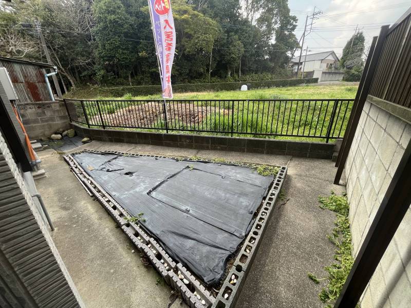 眺めが良い裏庭でBBQも如何？