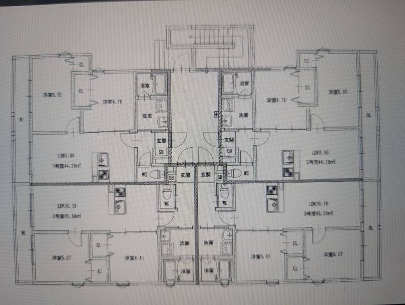 X01号室は1号室間取、X02〜X05は2〜5号室間取です。