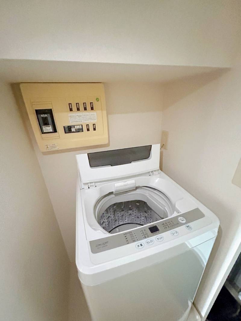 室内洗濯機置き場あります！
しかも洗濯機購入不要です！