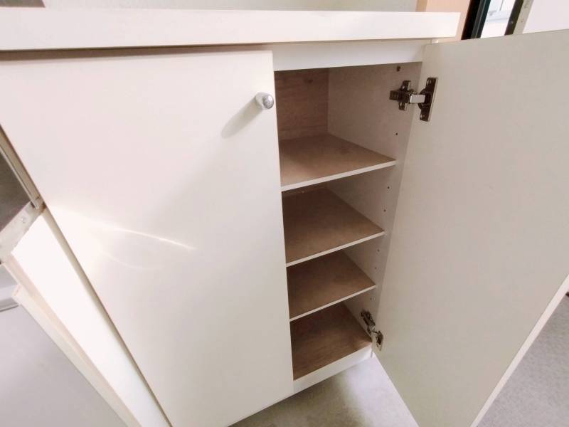 シューズボックス