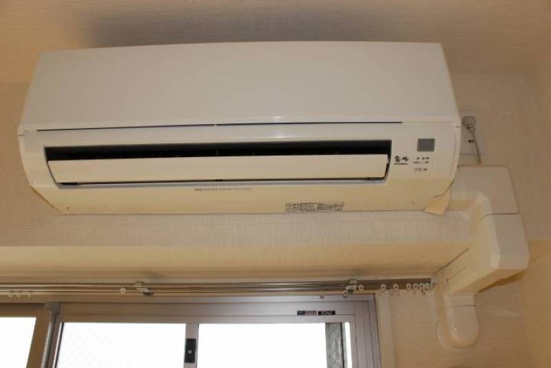 エアコン付です。