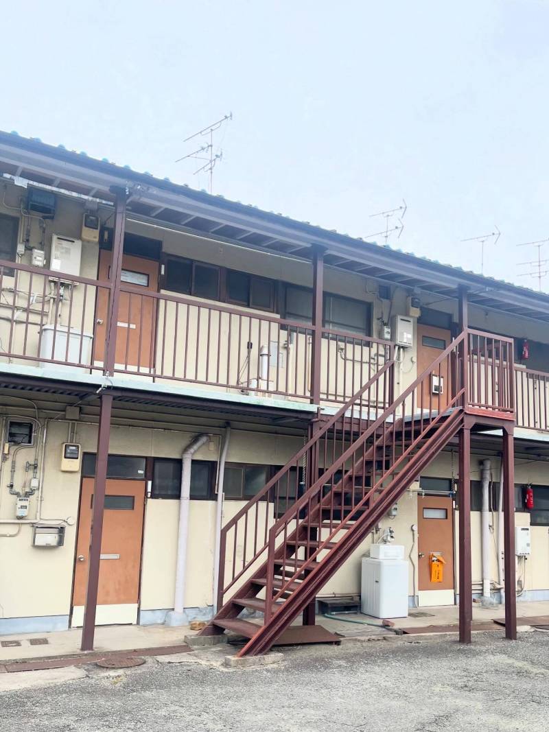 階段上がってすぐの2階のお部屋です。
