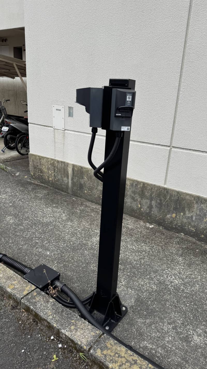 EV車、普通充電可能！　
※別途充電料金