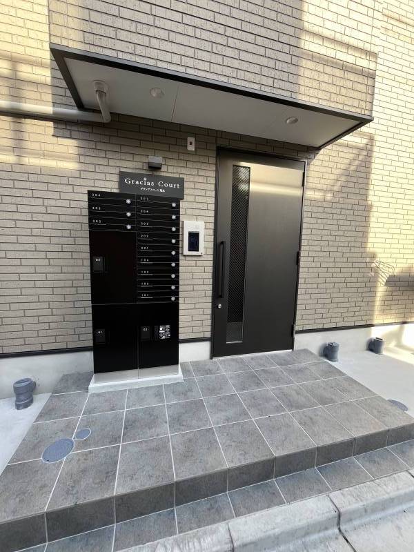 宅配ボックス設置なので荷物受け取りも安心